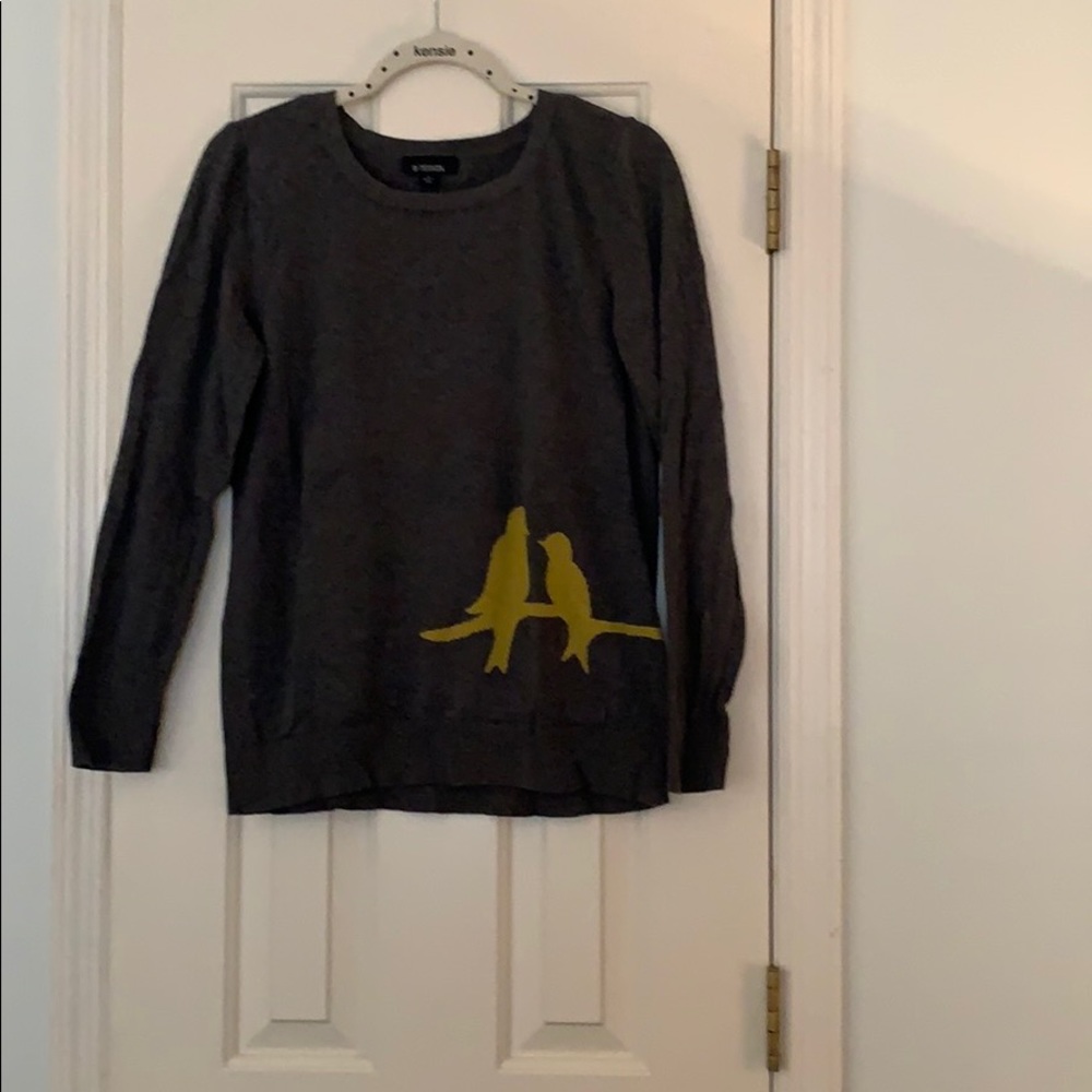 Gray long sleeve sweater